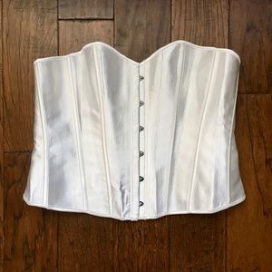 NWOT - White Satin Lace-Up Corset - size 16